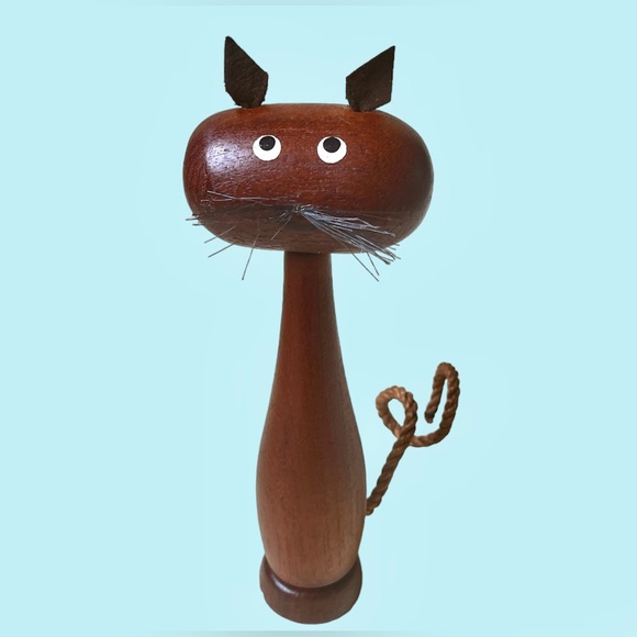 MCM Danish Cat Corkscrew Bottle Opener Mid Century Teak Walnut Denmark Barware - Picture 1 of 7